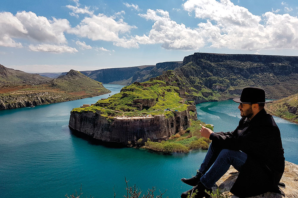 Düğmeler, Deri Ve Koordinatlar