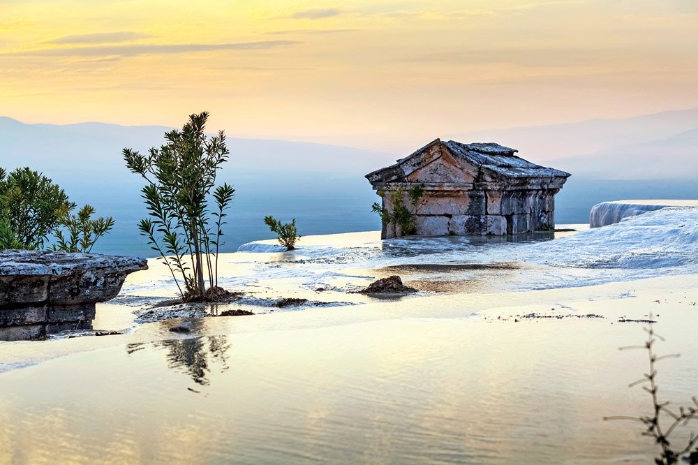 Hades ve Kybele Arasında: Hierapolis, Kutsal Sır