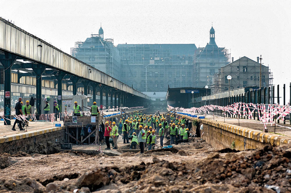 Haydarpaşa: Rayların Altındaki Tarih