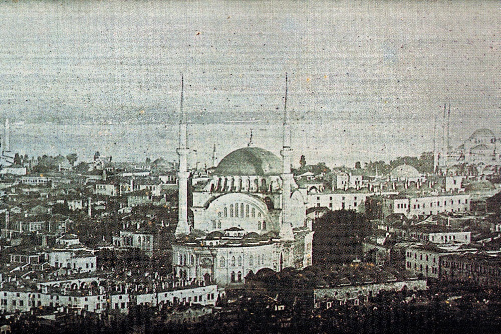 Işıkla Çizilen İstanbul