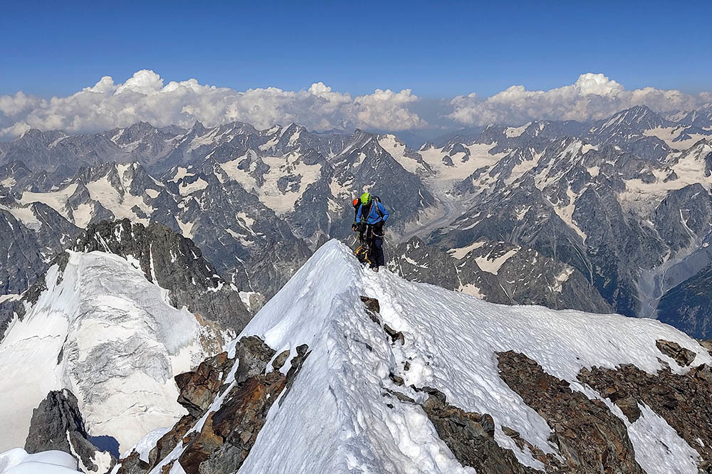 Kafkas Kraliçesi: Uşba Dağı