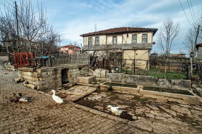 Akçağıl Köyü, Kırsal Roma