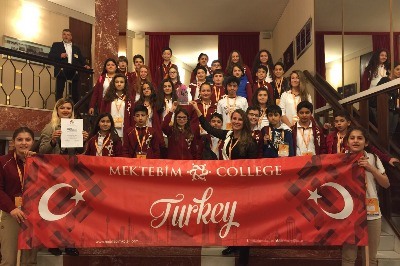 Dünyanın Tüm Renkleri Birincilik Getirdi