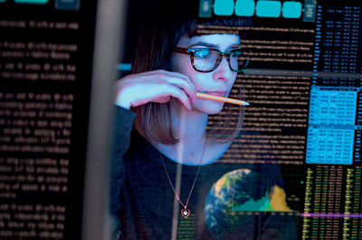 İnternet: Elli Yaşında Bir Bebek