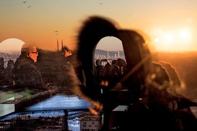 İstanbul Kıyıları, Suya Akan Şehir