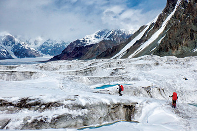 Kar Leoparı Kadın: Esin Handal, Pobeda Zirvesinde