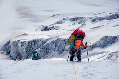 Tetnuldi Dağı / Gürcistan: Buzullar Arasında