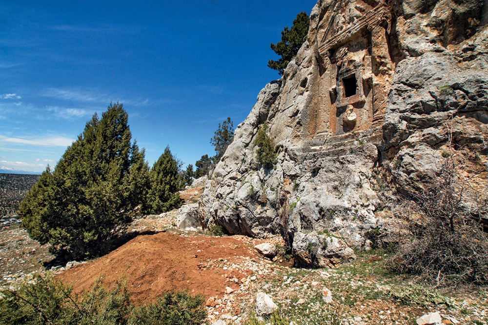  Yağmalanan Geçmiş