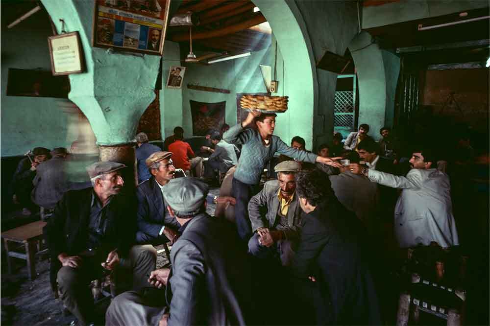 Ara G&uuml;ler Arşivinden &ldquo;Renkli Anadolu&rdquo; Sergisi 3
