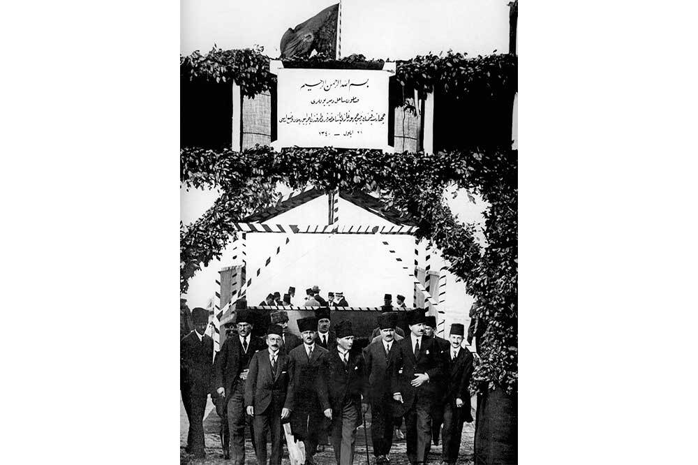 &ldquo;Cumhuriyet&rsquo;in İlk Yılı&rdquo; 2