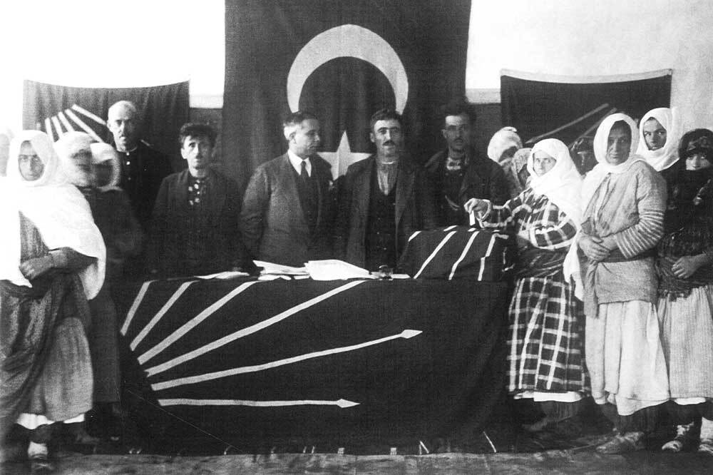 Demokrasinin Y&uuml;z Yılı 10