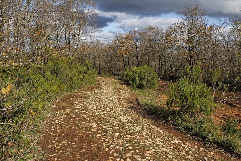 Yılların Yolu Yıkılırken